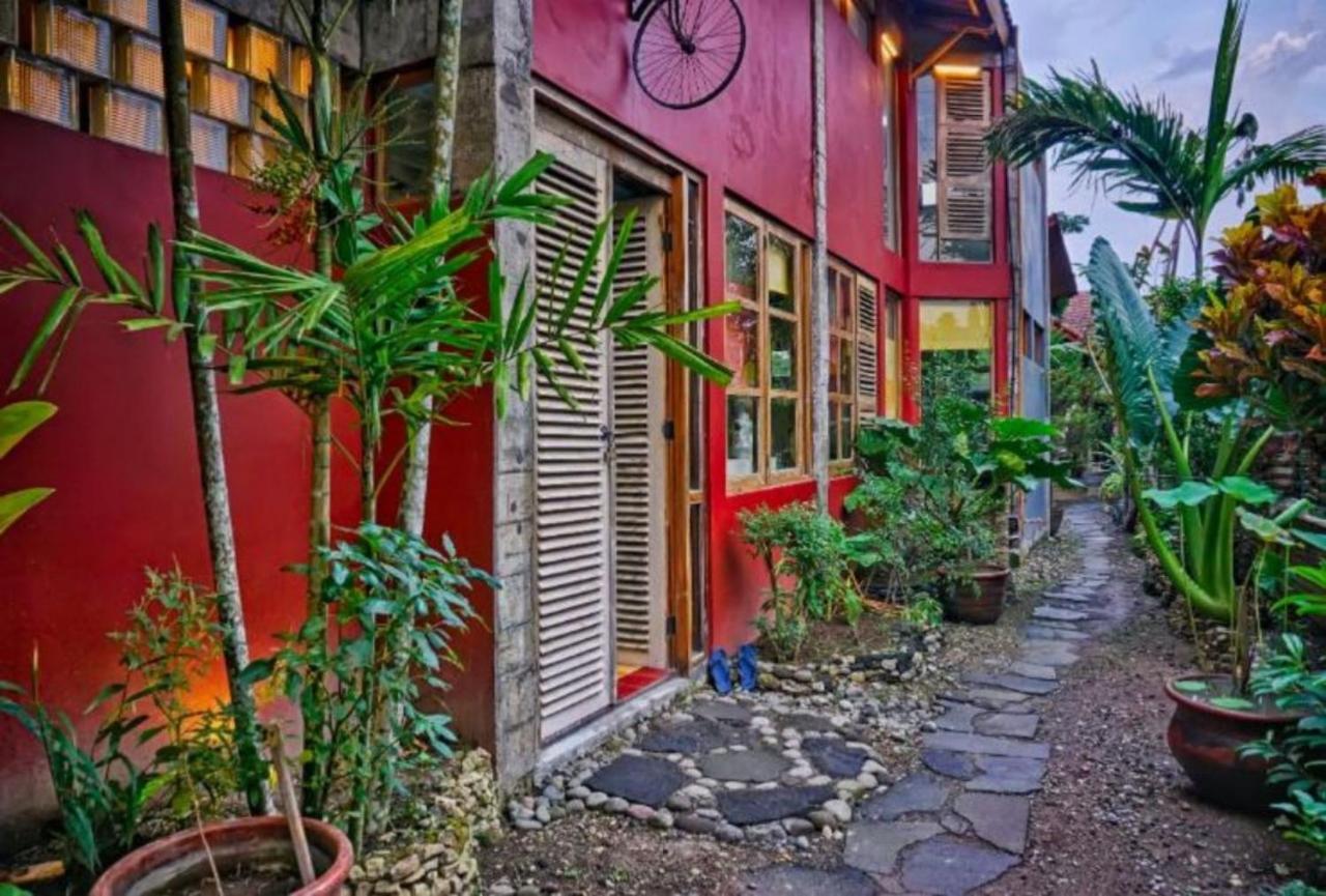 Lorong Homestay Бантул Екстер'єр фото